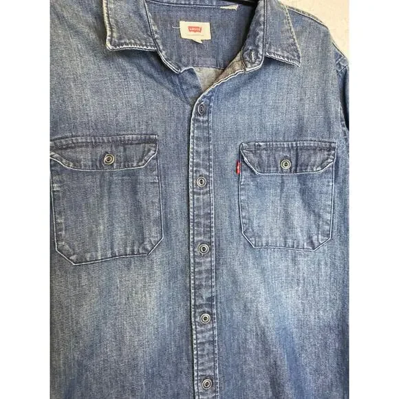 Levi’s Casual Blue Button Down Denim Long Sleeve Women’s Shirt EUC Sz M Cotton - Picture 2 of 12